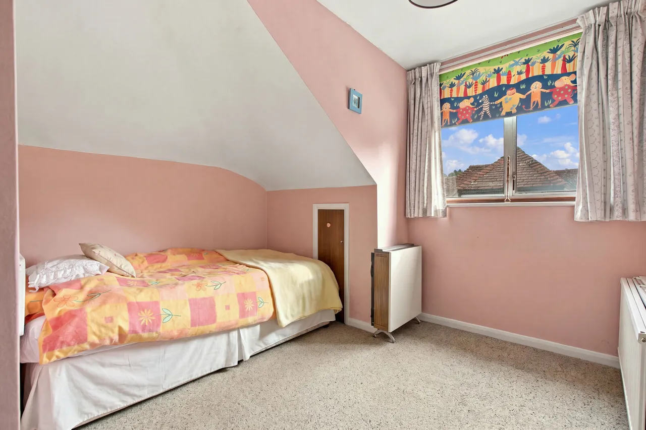 Bottom Road, High Wycombe, HP14, photo 11