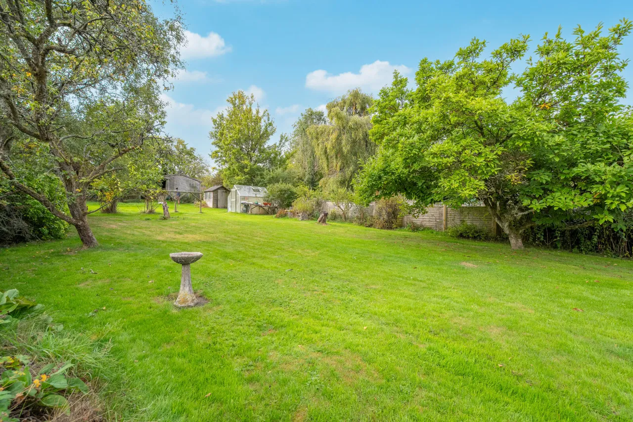 Bottom Road, High Wycombe, HP14, photo 6