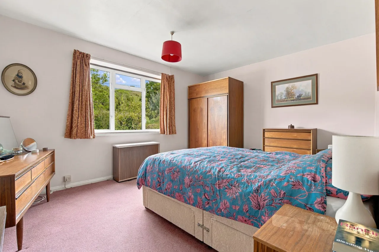 Bottom Road, High Wycombe, HP14, photo 14