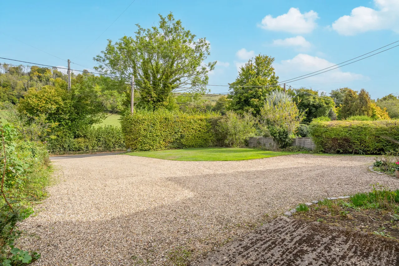 Bottom Road, High Wycombe, HP14, photo 4