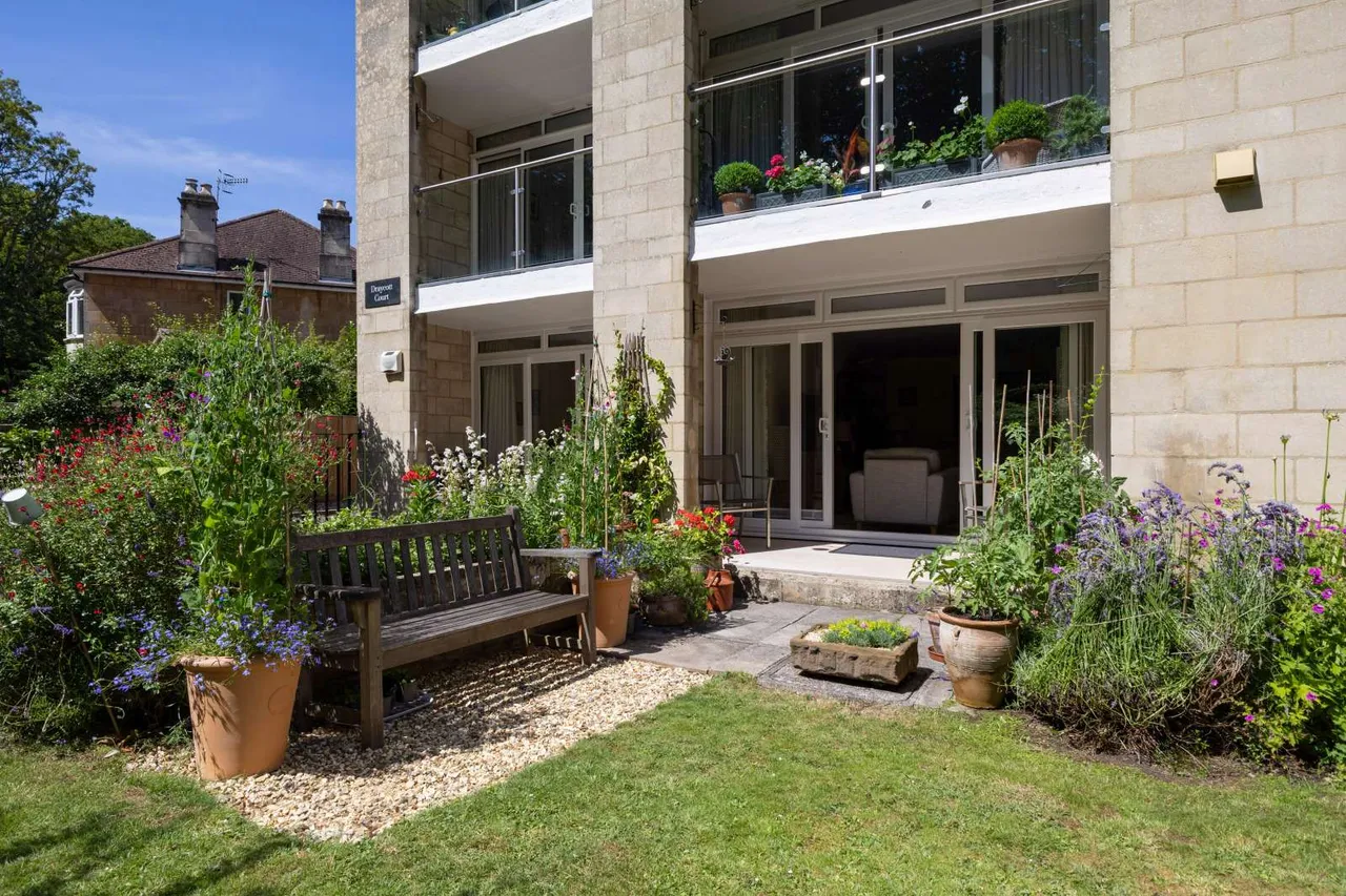 Henrietta Gardens, Bath, Somerset, BA2 6LZ, photo 5