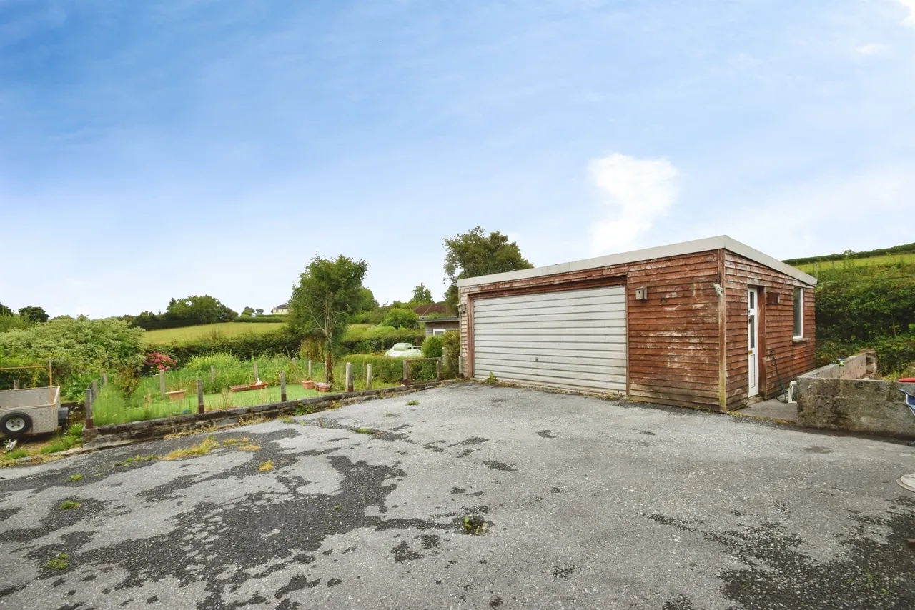 Bodfuan LLANELLI, SA14, photo 16