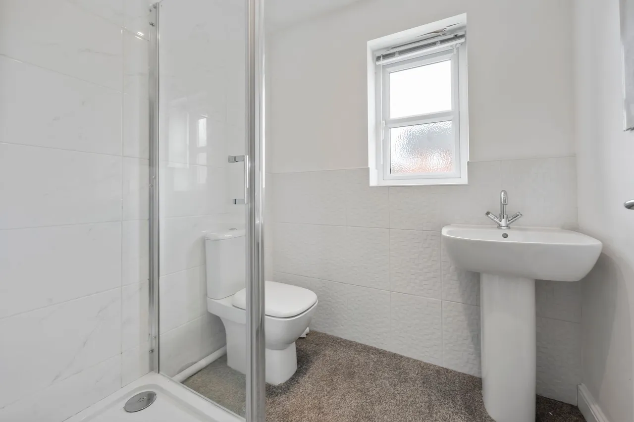 Trentham Close, St. Helens, WA9, photo 14