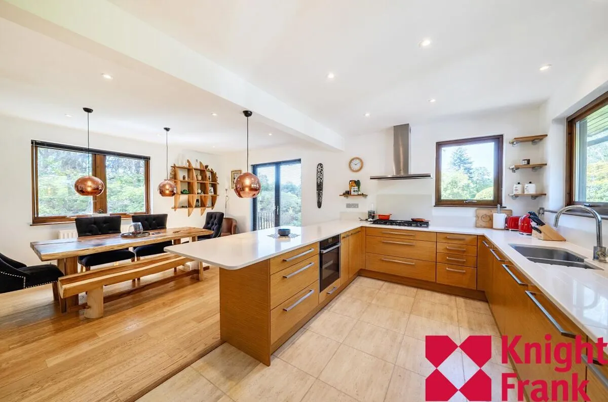Hurstwood, Ascot, SL5, photo 2