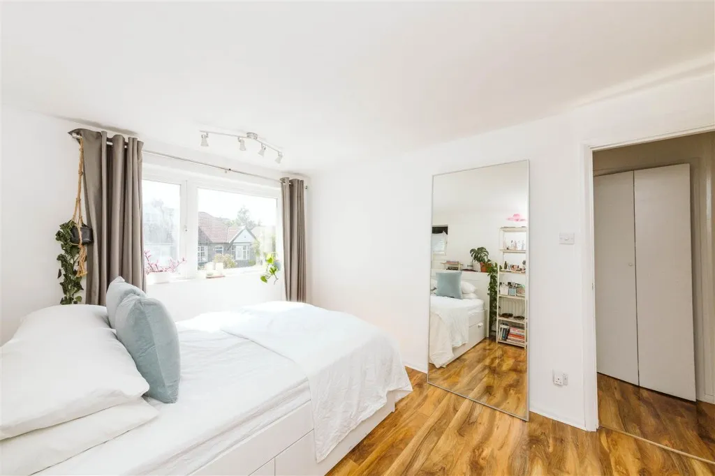 5c, Cairns Court, Cairns Road, Westbury Park, Bristol, BS6 7TL, photo 3