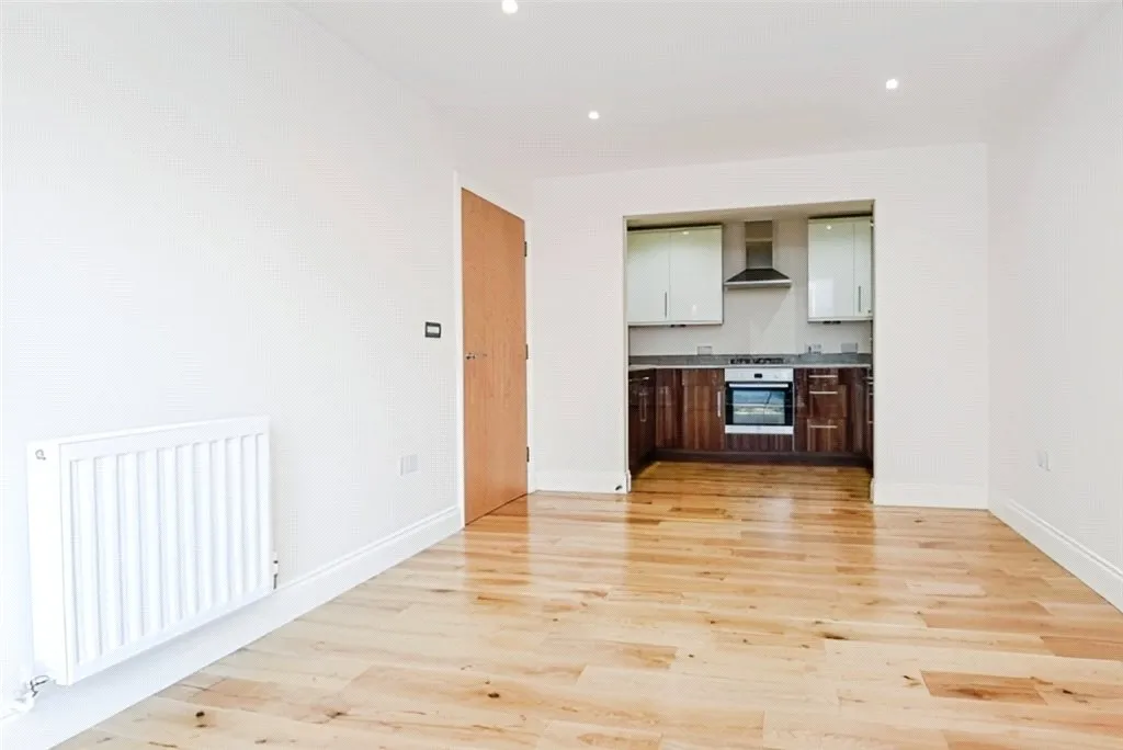 Mantle Road, London, SE4, photo 5