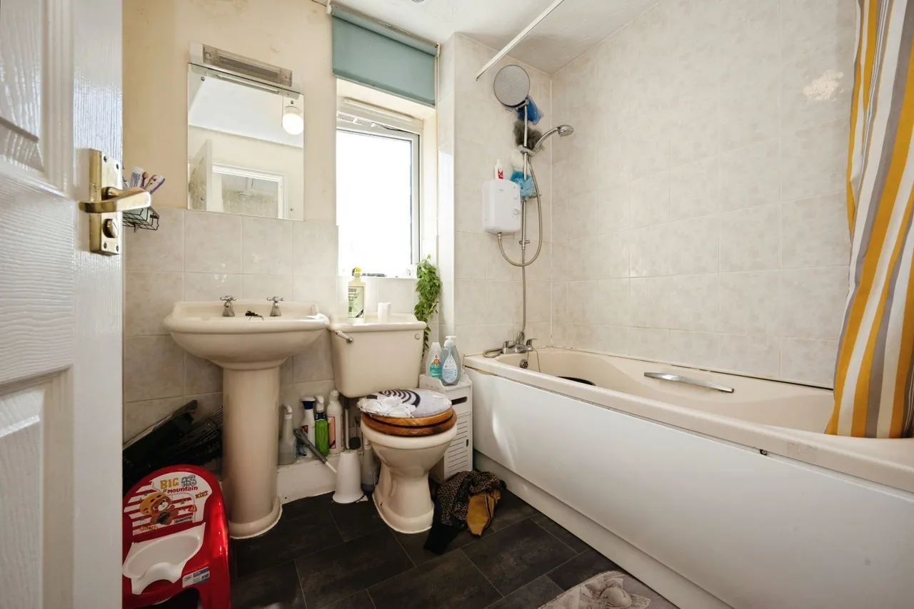 De Havilland Avenue, Shortstown, Bedford, Bedfordshire, MK42, photo 10