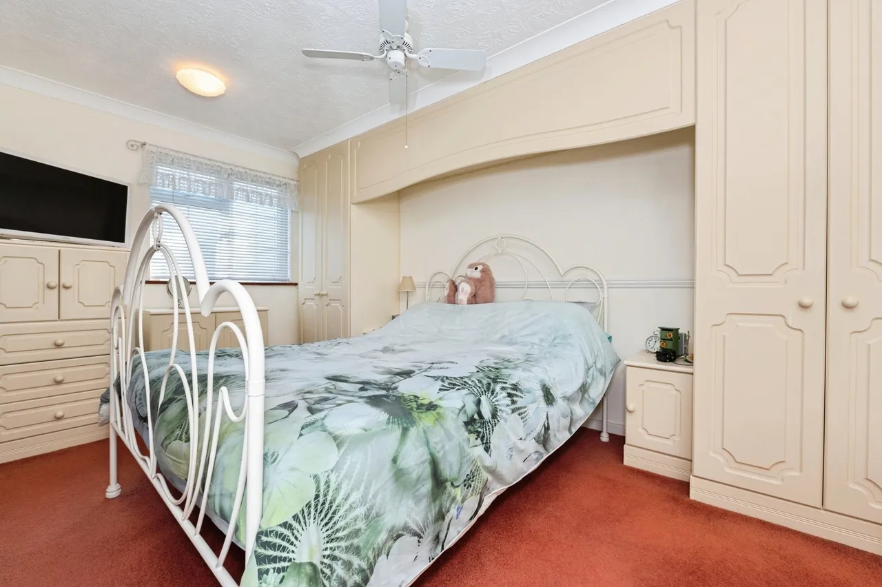 Viola Close, South Ockendon, Essex, RM15, photo 11