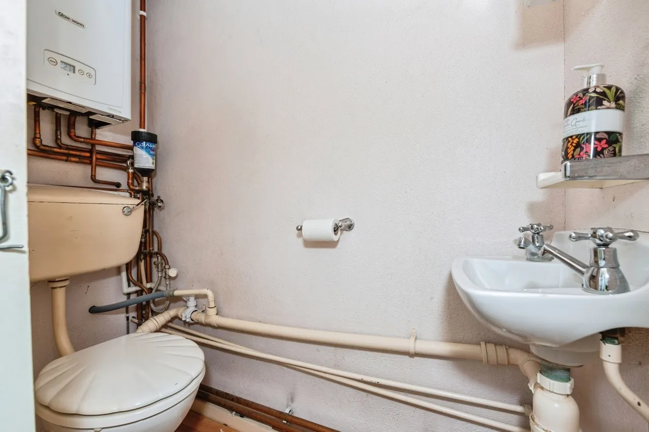 Viola Close, South Ockendon, Essex, RM15, photo 10