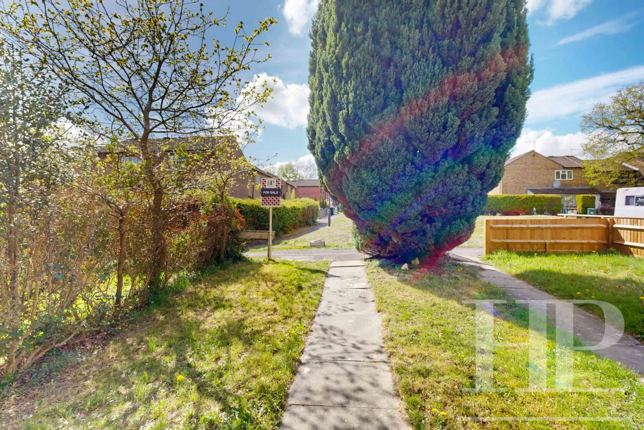 Greenways Walk, Crawley, RH11, photo 19
