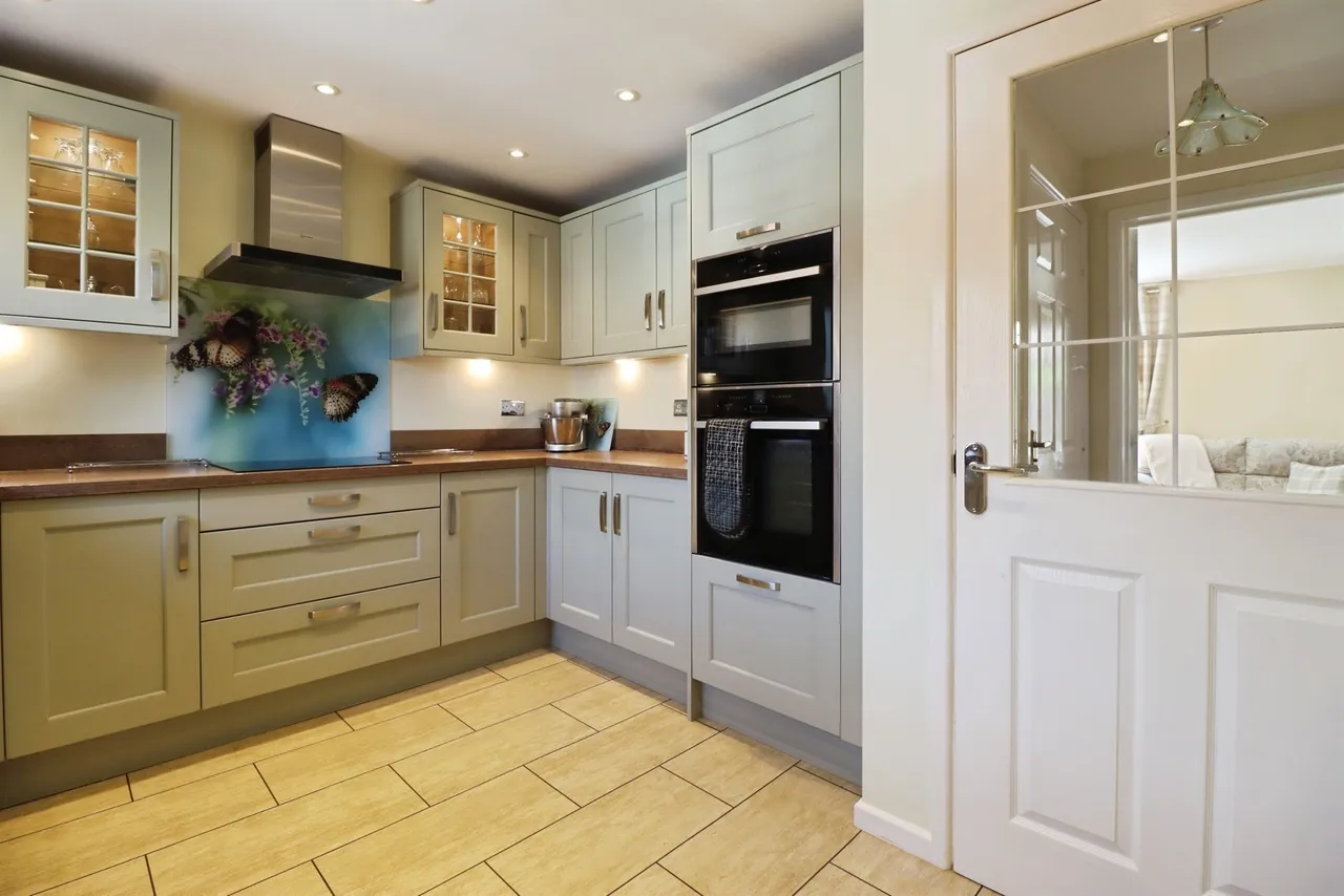 Leighton Close, Wellingborough, photo 6
