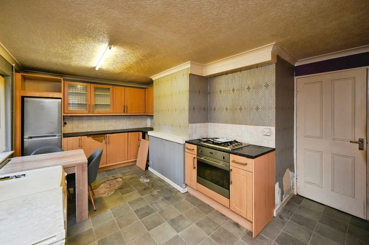 Chestnut Grove, Mansfield Woodhouse, Mansfield, Nottinghamshire, NG19, photo 4