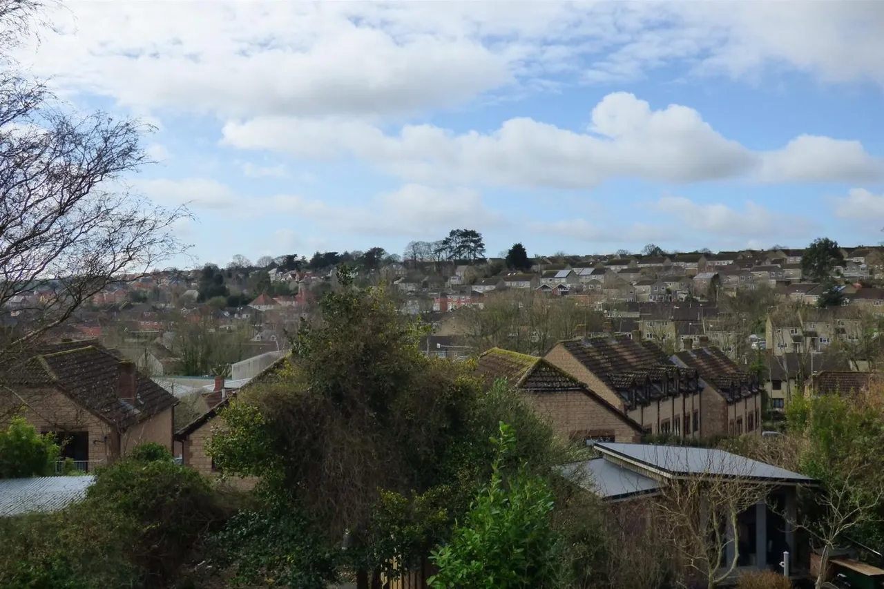 North Street, Wincanton, Somerset BA9 9AT, photo 11