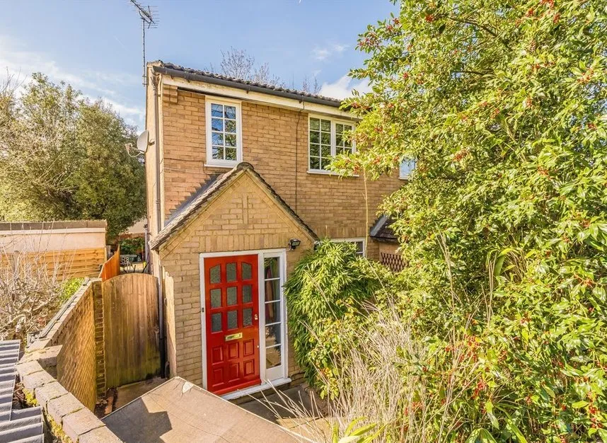 Southfield Gardens, Strawberry Hill, TW1, photo 5