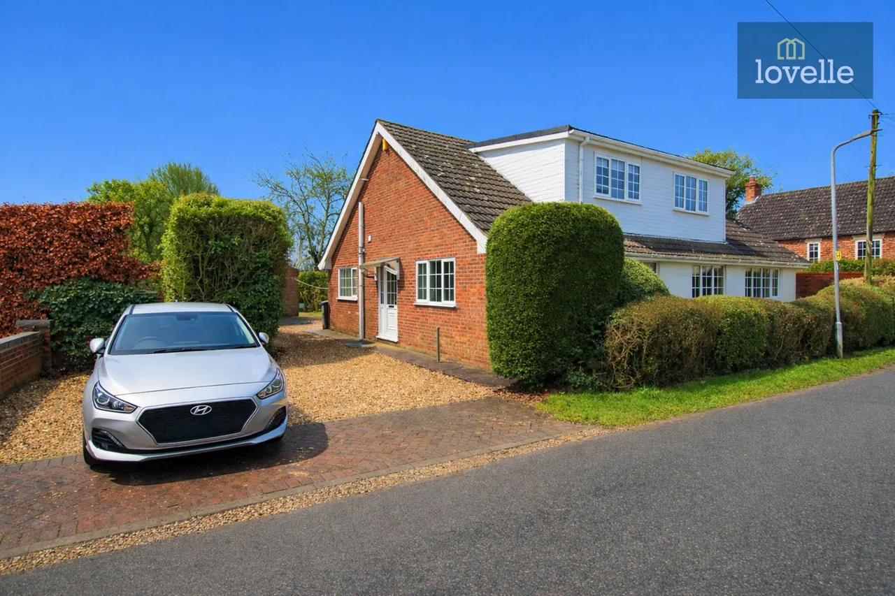 5 bed house for sale, Jubilee Road, North Somercotes, LN11