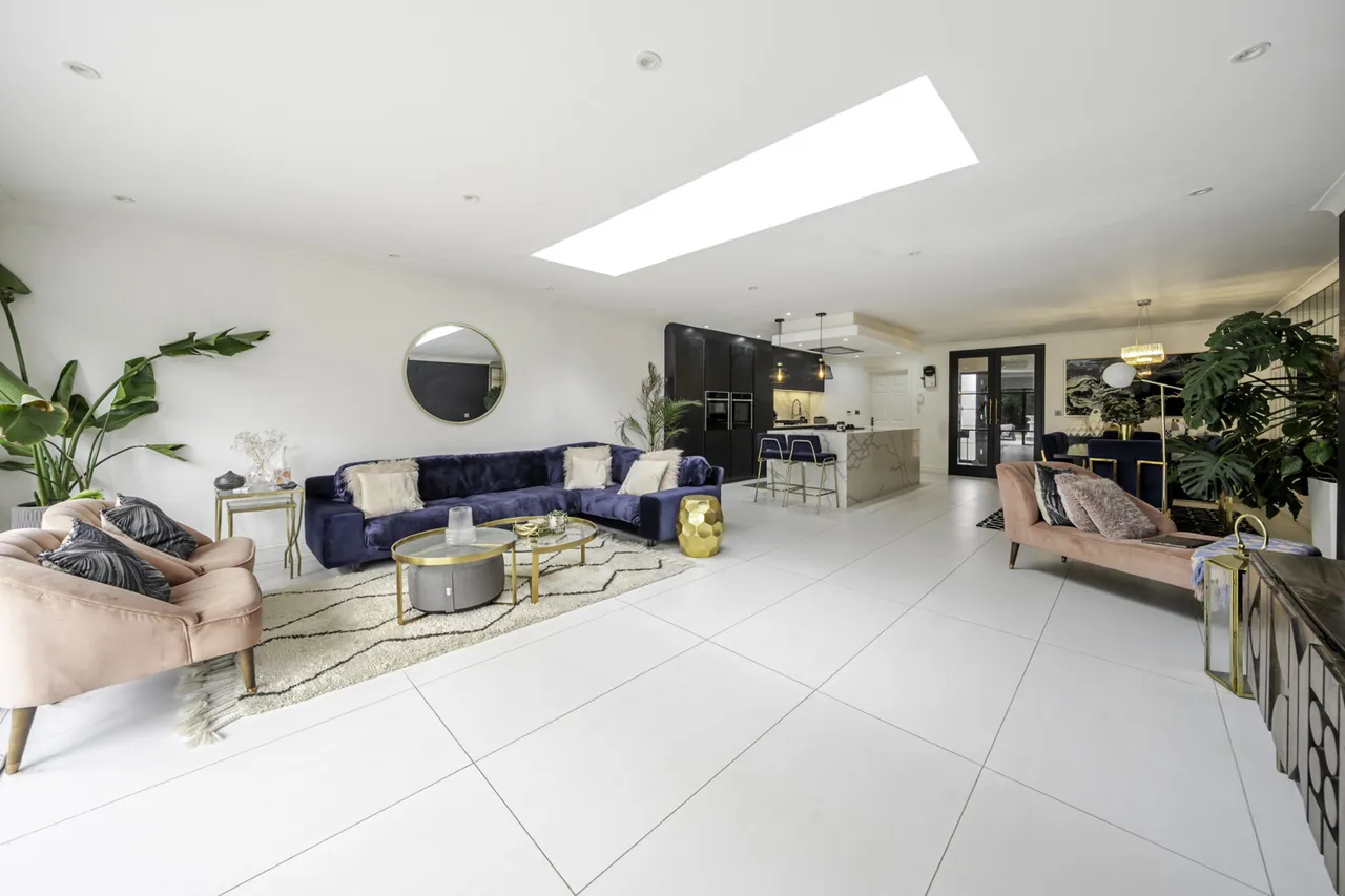 Denham Road, SL0, photo 17