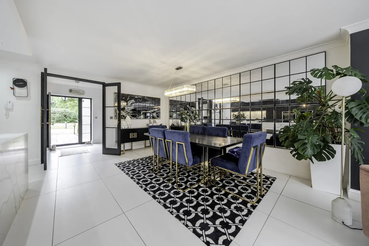 Denham Road, SL0, photo 18