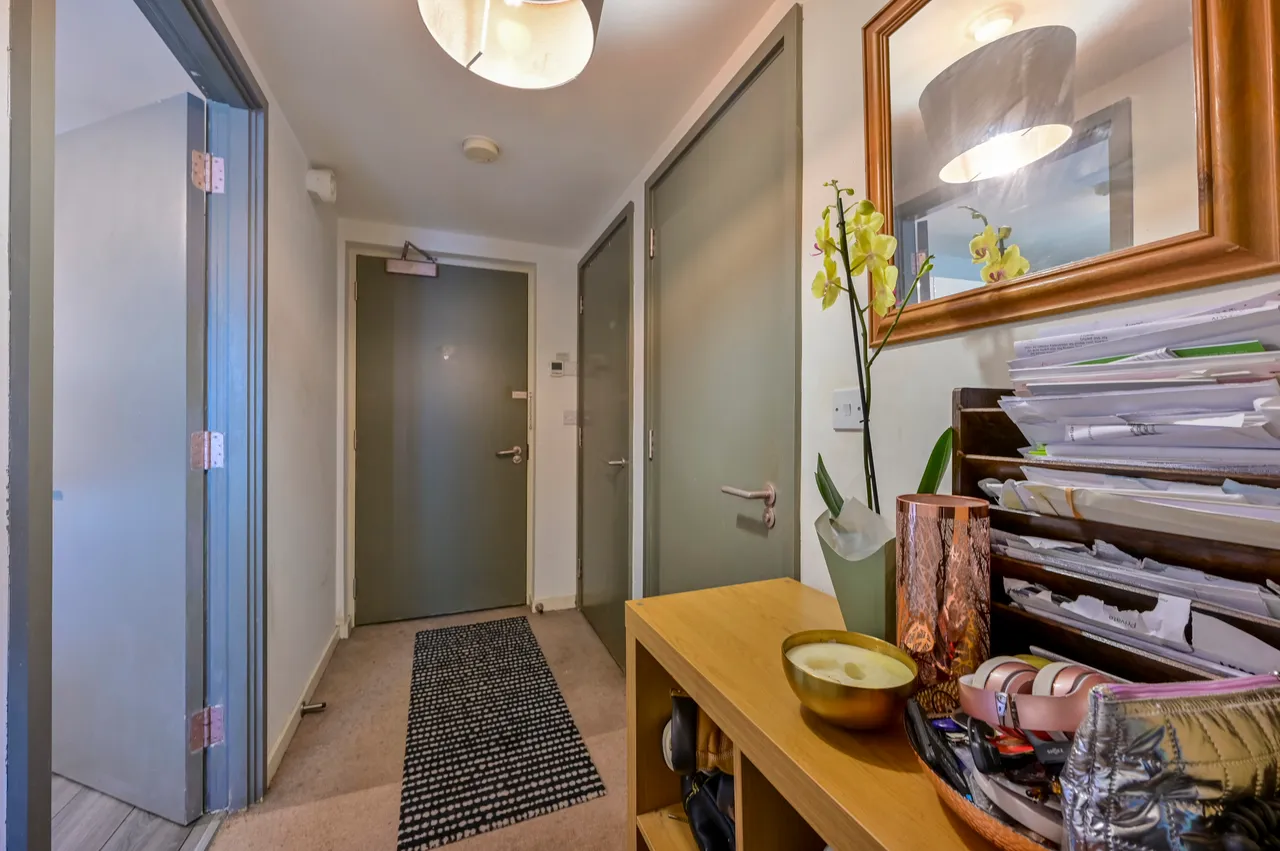 Apartment 13, 6 Hardwicks Square ( 40%), London, photo 11