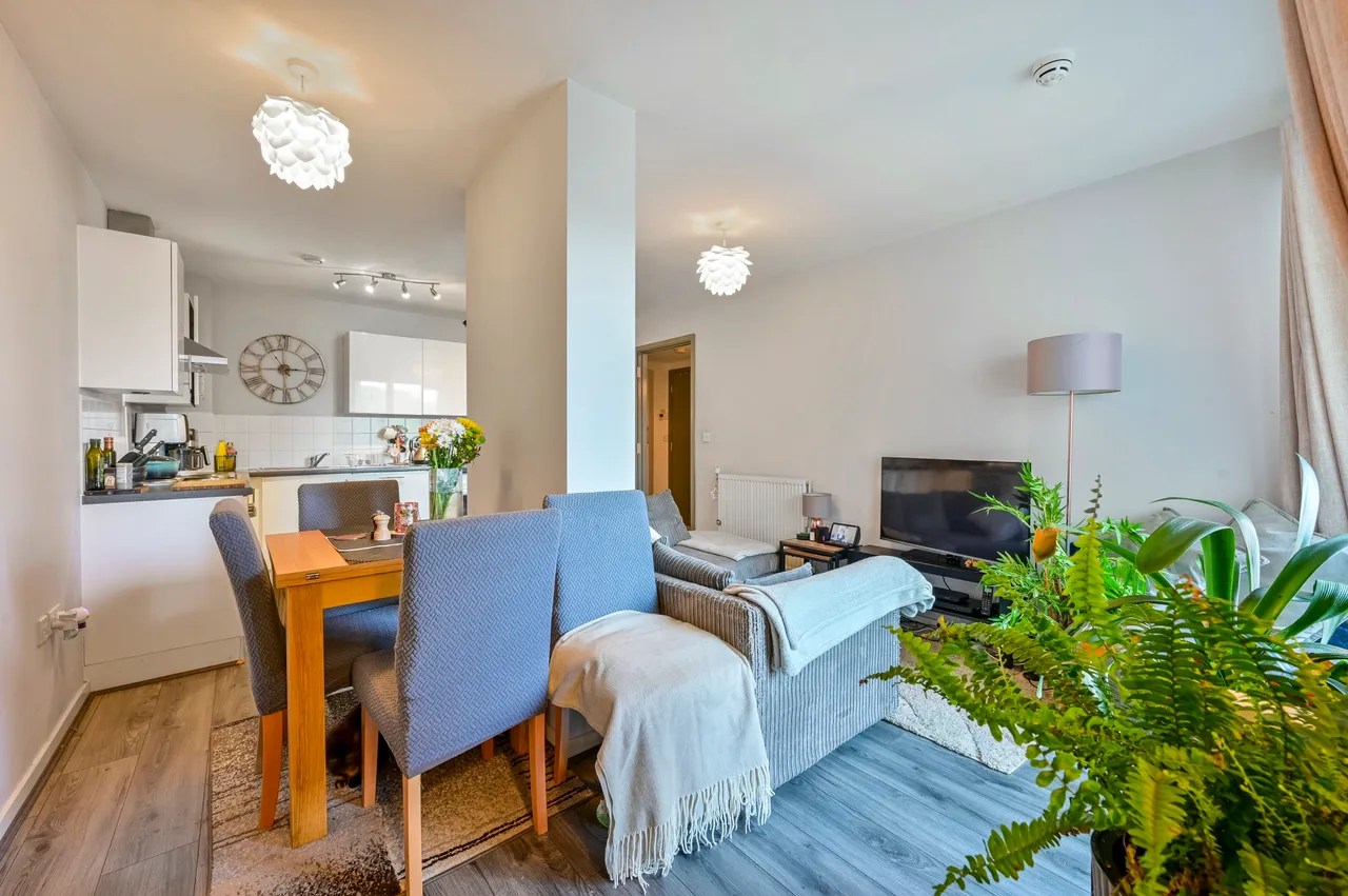 Apartment 13, 6 Hardwicks Square ( 40%), London, photo 4