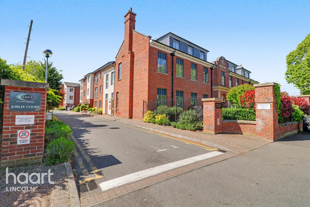 Newport, Lincoln, LN1, photo 16