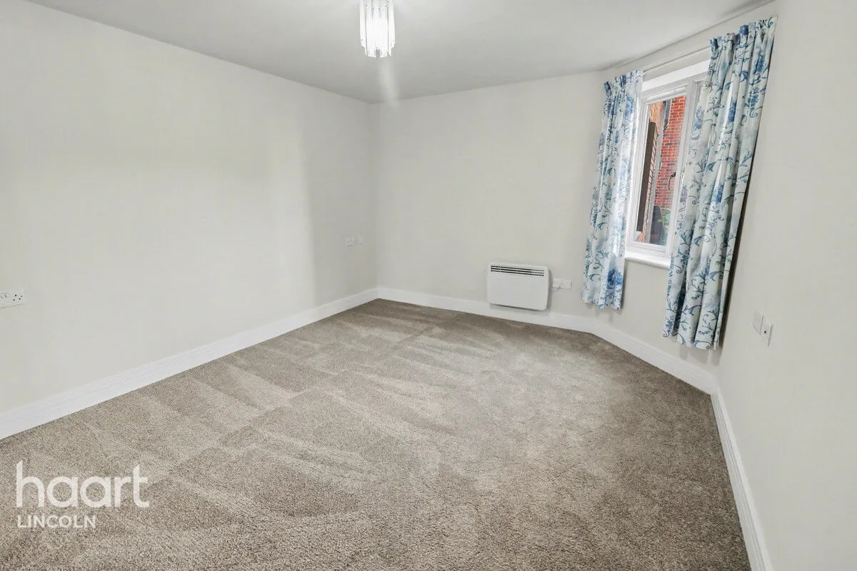 Newport, Lincoln, LN1, photo 7