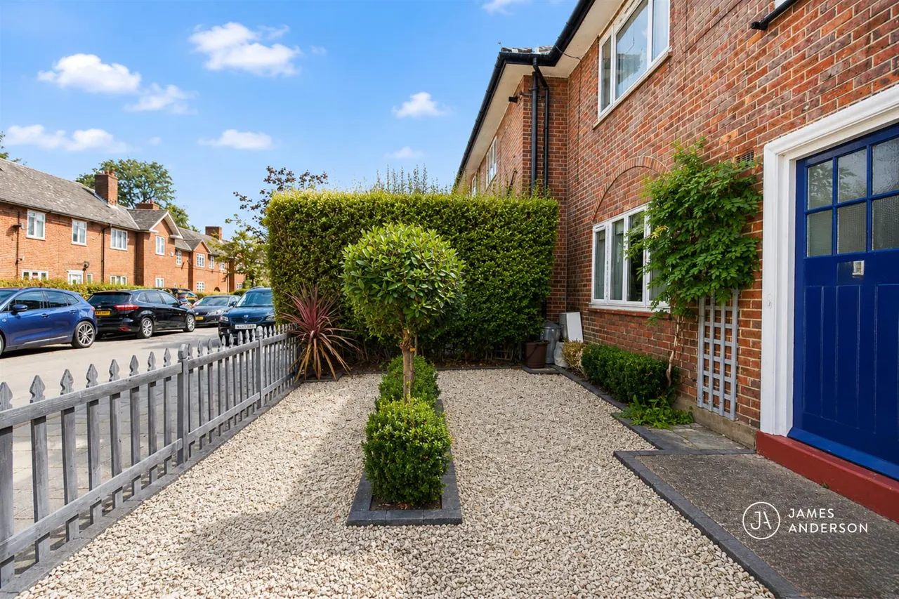 Huntingfield Road, London, SW15, photo 2