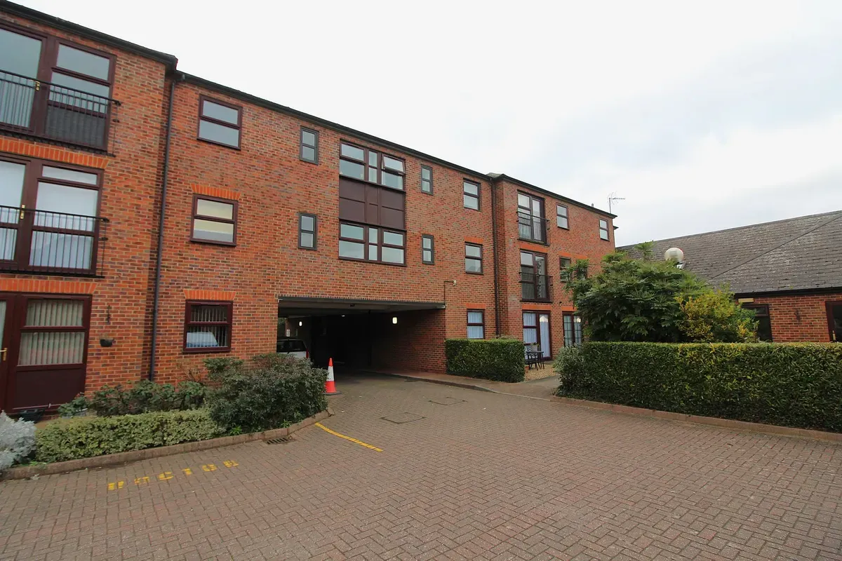 High Street, Baldock, SG7, photo 8