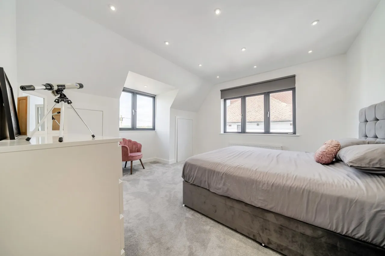 St. Martins Drive, Dartford, DA4, photo 18
