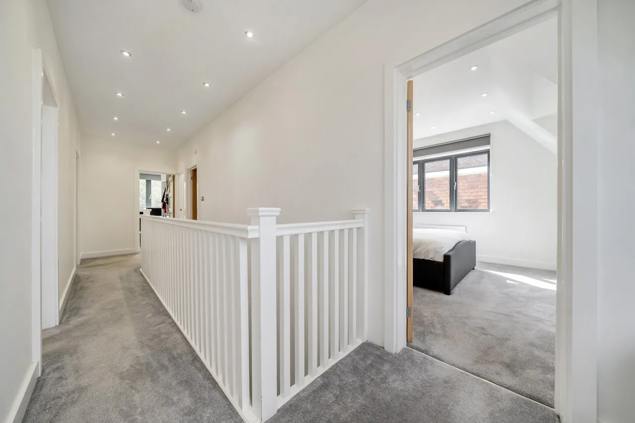 St. Martins Drive, Dartford, DA4, photo 13