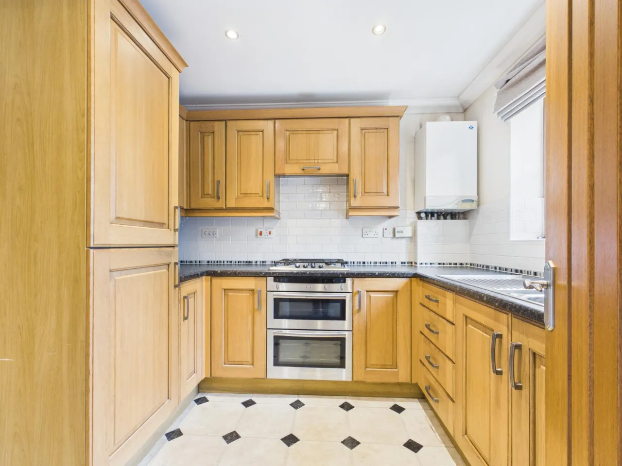Lound Road, Lowestoft, photo 6