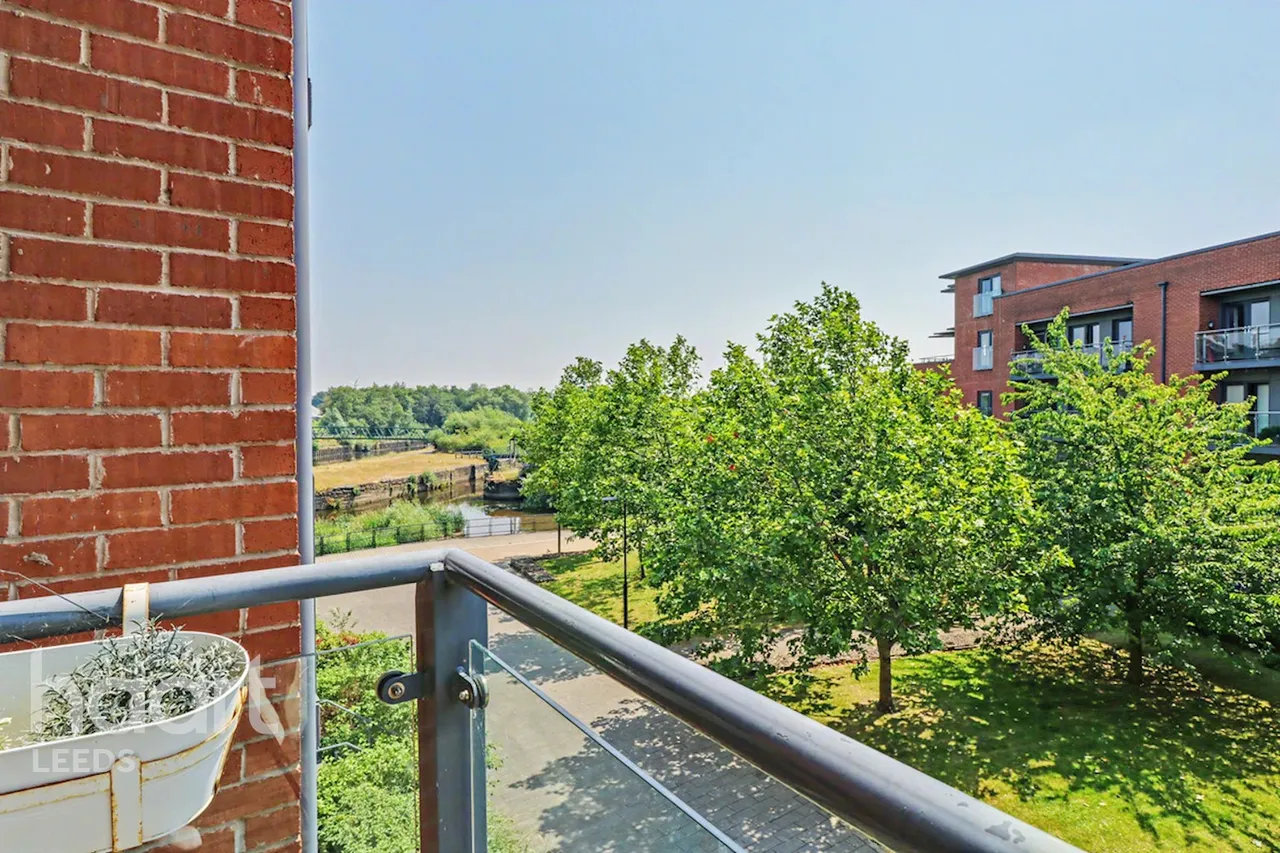 Aire Quay, Leeds, LS10, photo 12