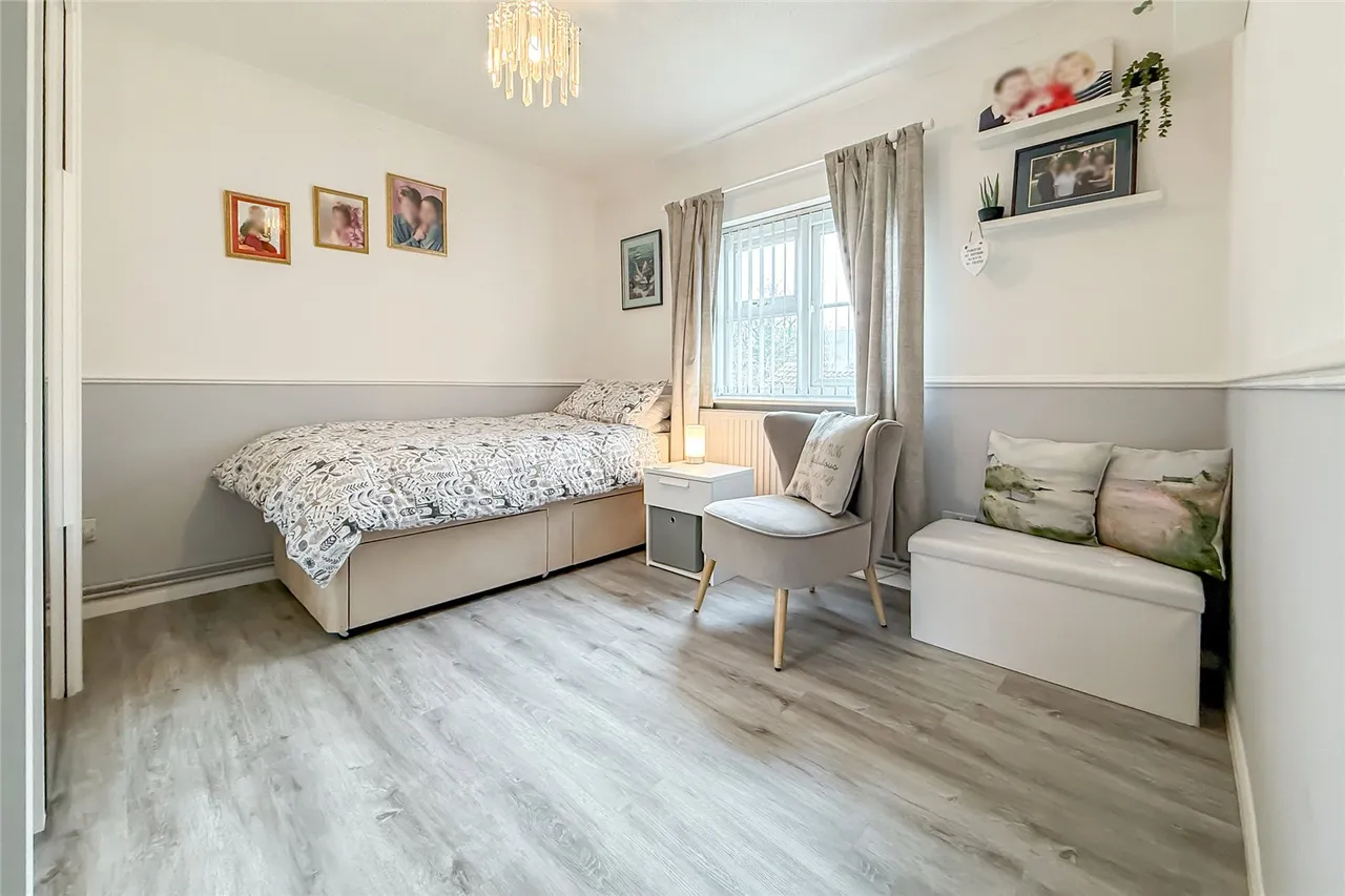 Taylor Close, St. Albans, Hertfordshire, AL4 9YB, photo 6