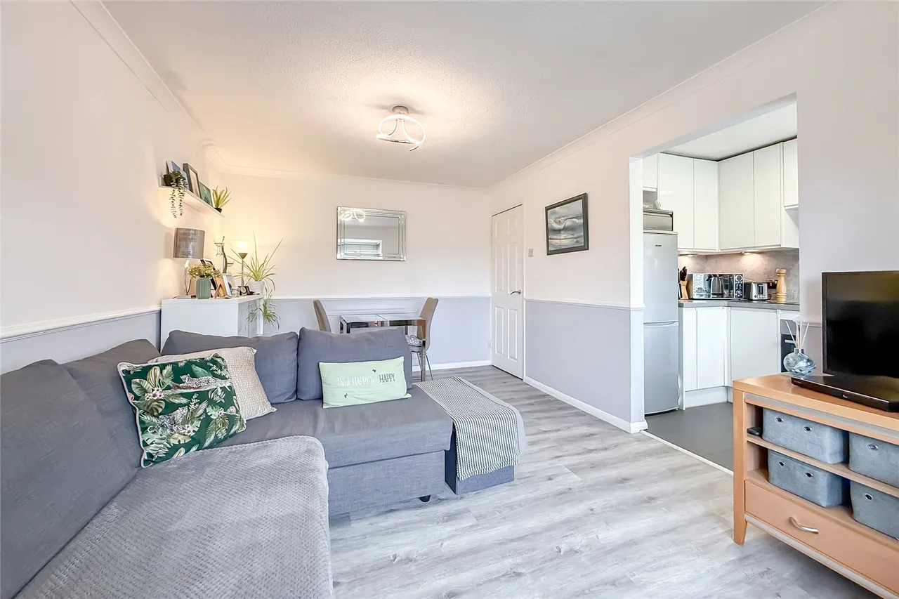 Taylor Close, St. Albans, Hertfordshire, AL4 9YB, photo 14