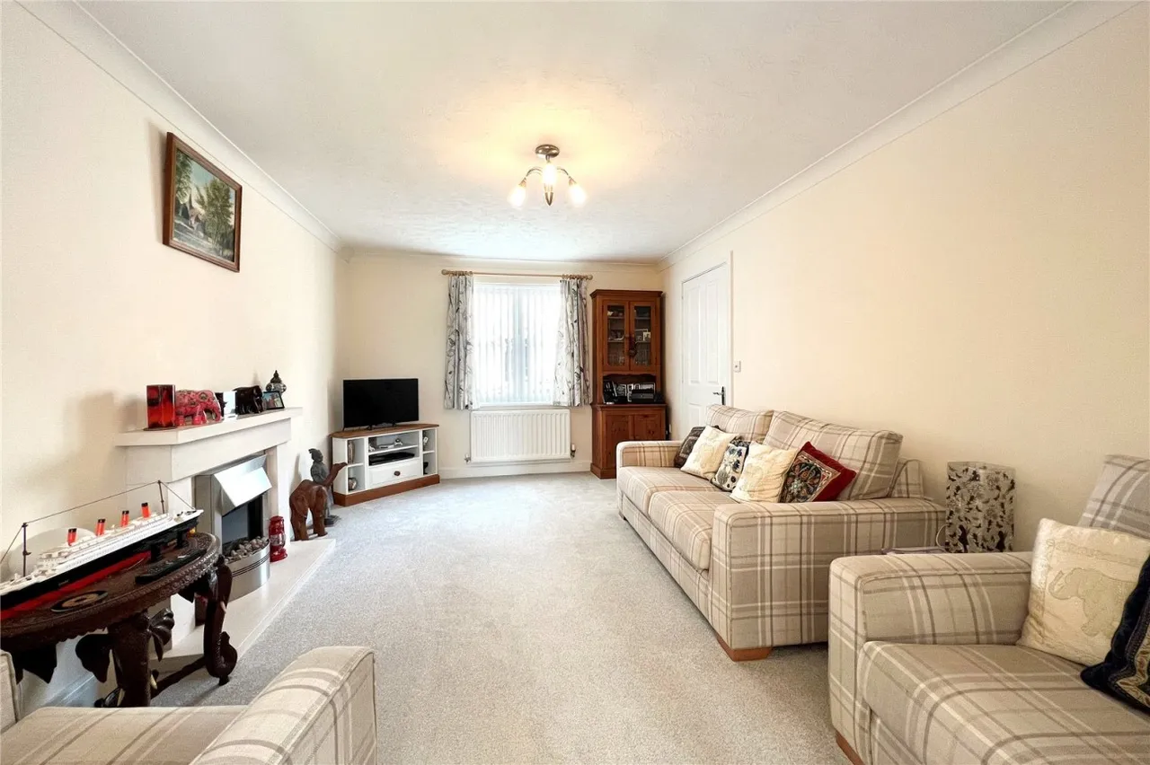 Angmering, BN16, photo 12
