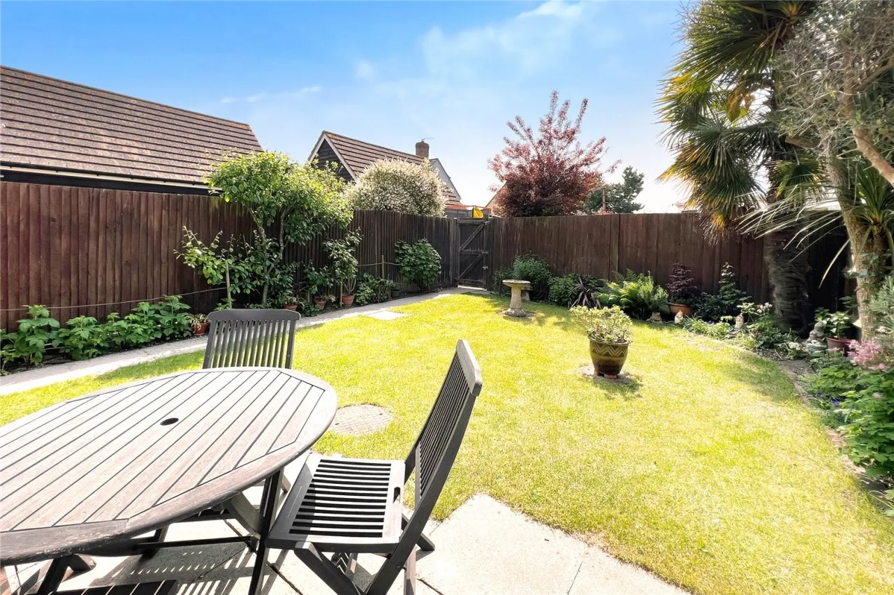 Angmering, BN16, photo 5