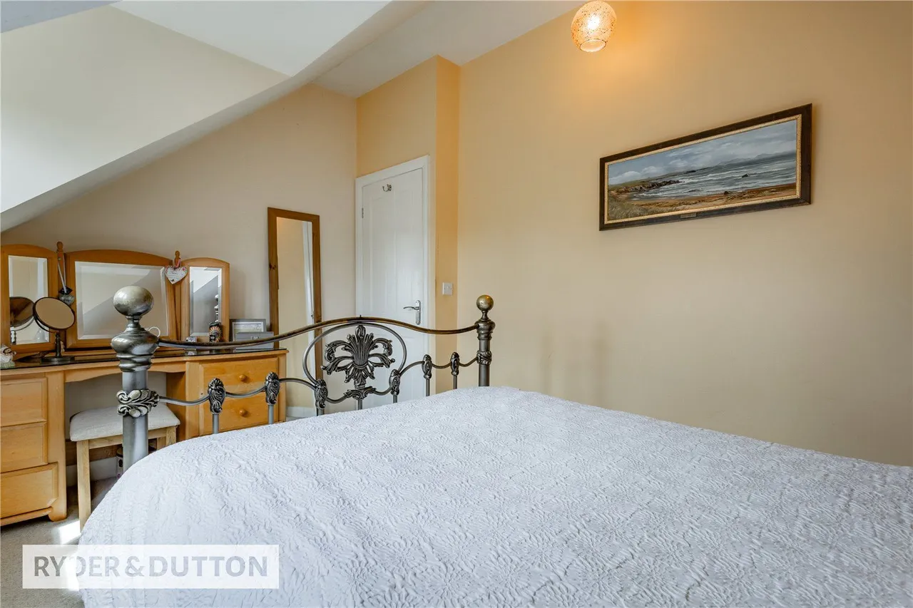 Marsden Close, Thornham, OL16, photo 19