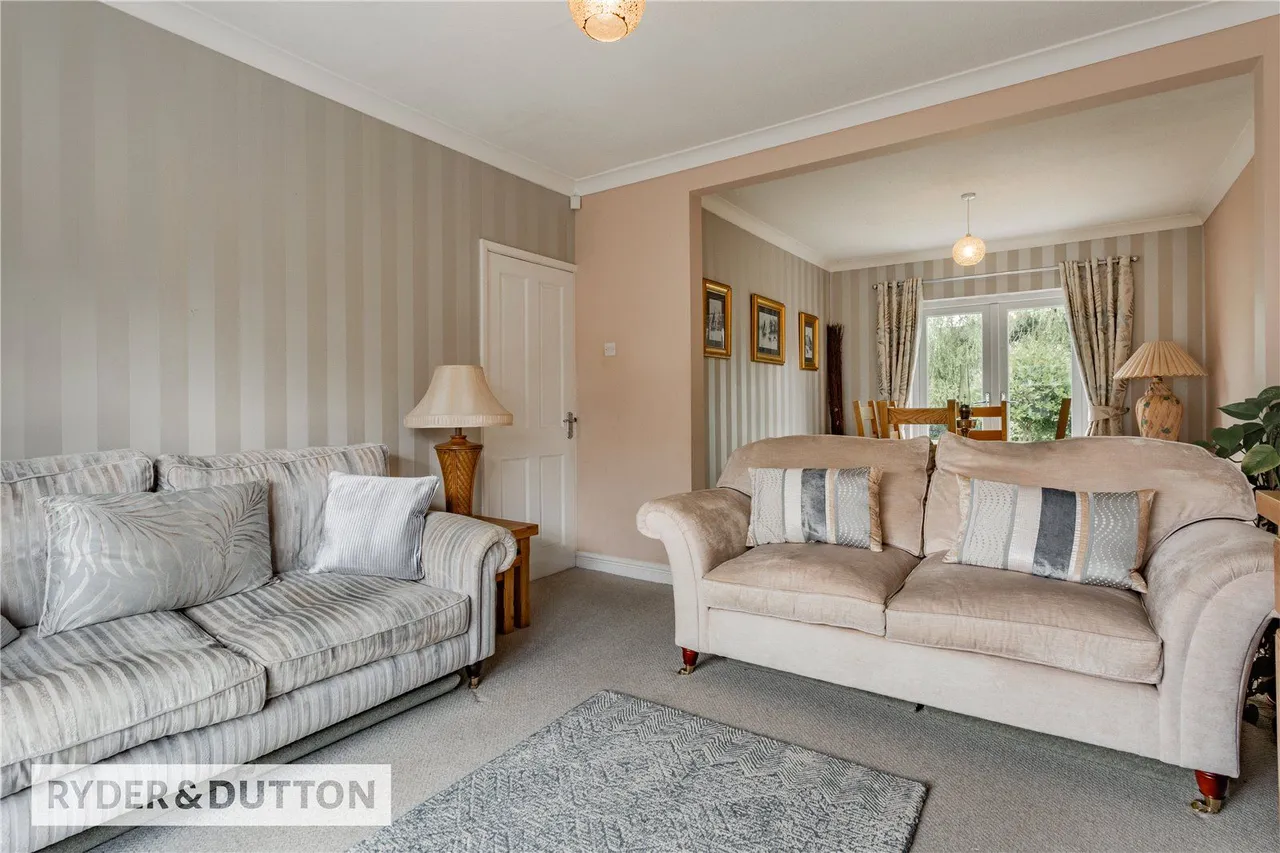 Marsden Close, Thornham, OL16, photo 4