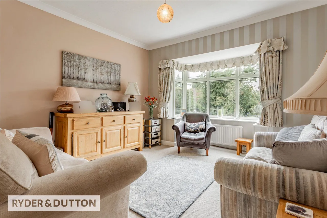 Marsden Close, Thornham, OL16, photo 6
