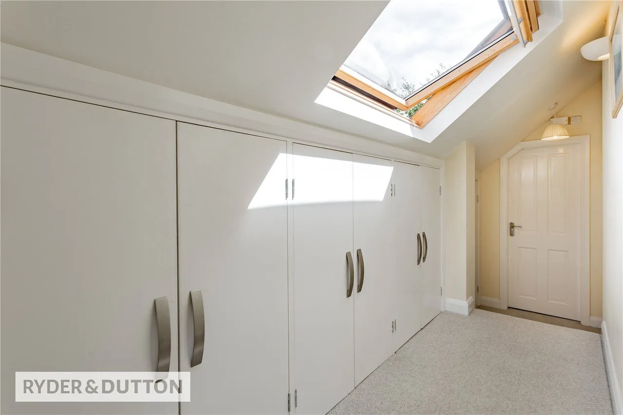 Marsden Close, Thornham, OL16, photo 22