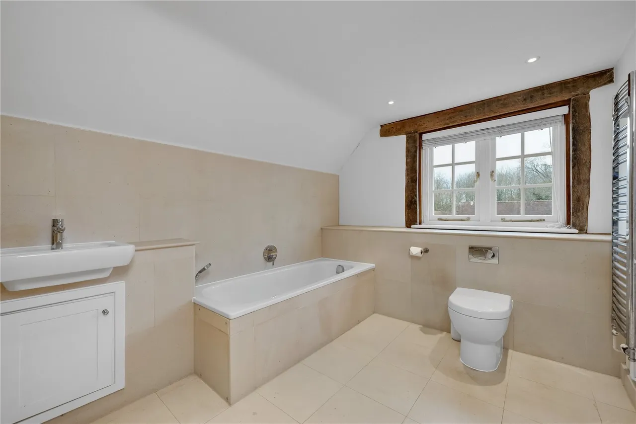 Sutton Park, Sutton Green, GU4, photo 23