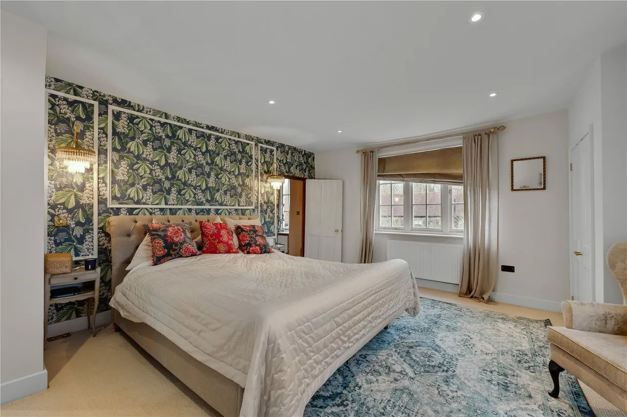 Sutton Park, Sutton Green, GU4, photo 15
