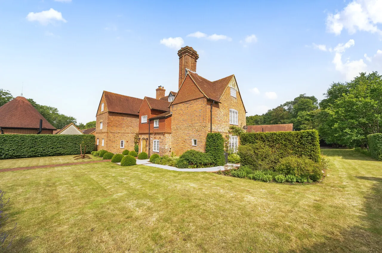 Sutton Park, Sutton Green, GU4, photo 27