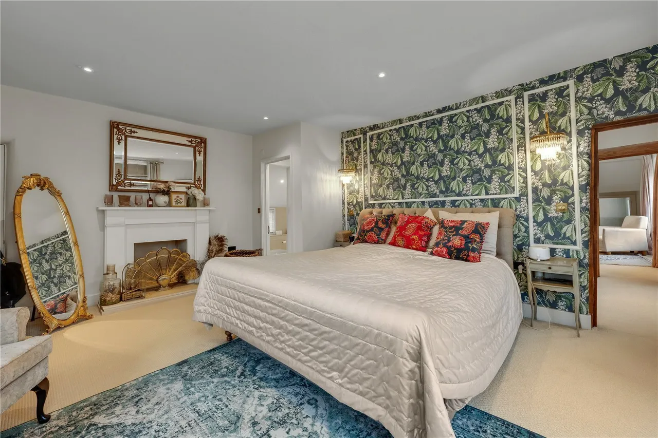 Sutton Park, Sutton Green, GU4, photo 14