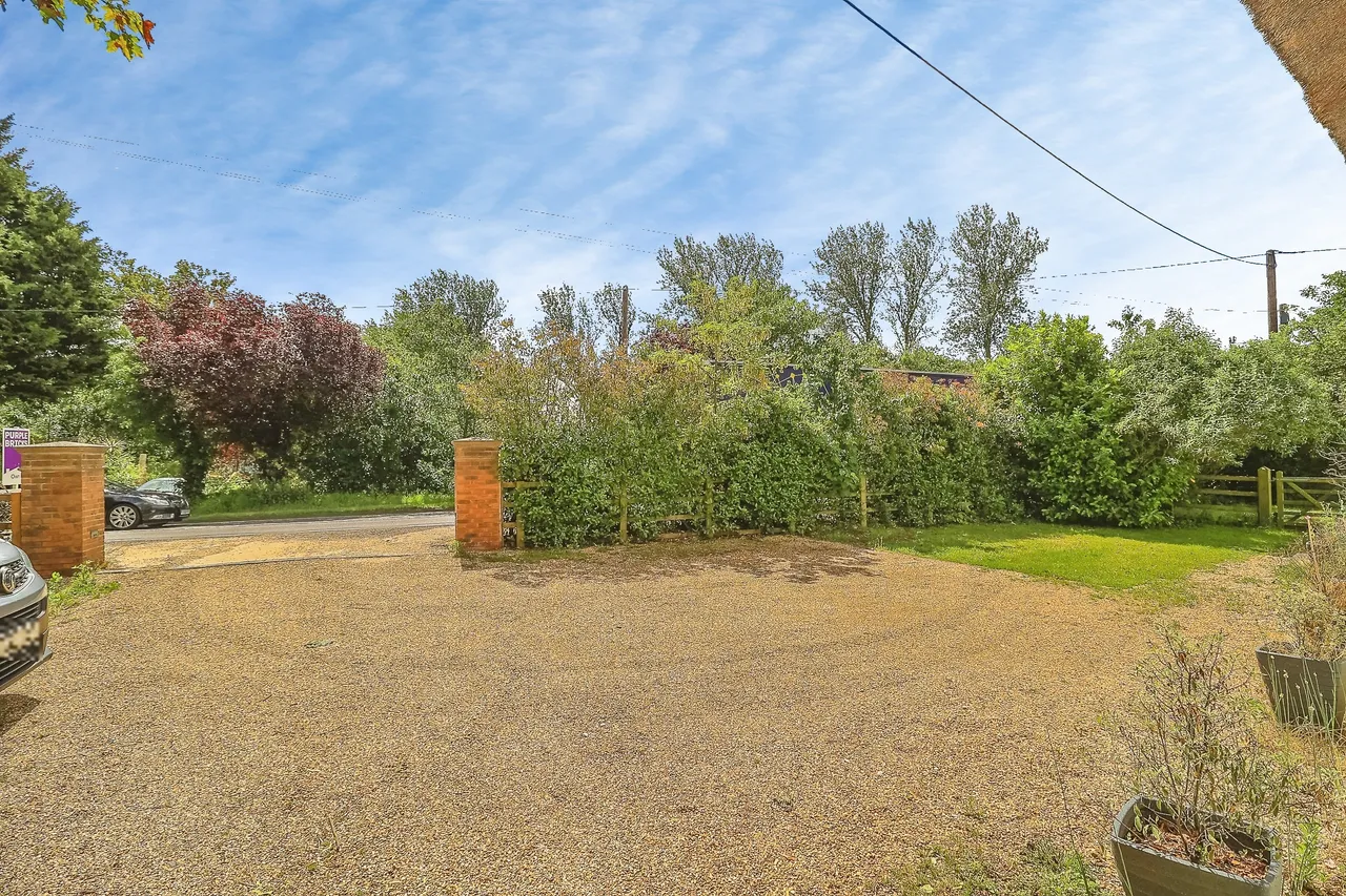 Ampthill Road, Lidlington, MK43, photo 18