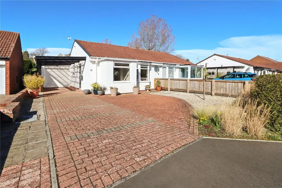 2 bed house for sale — Fernlea Gardens, Crawcrook, Ryton, Tyne and Wear, NE40