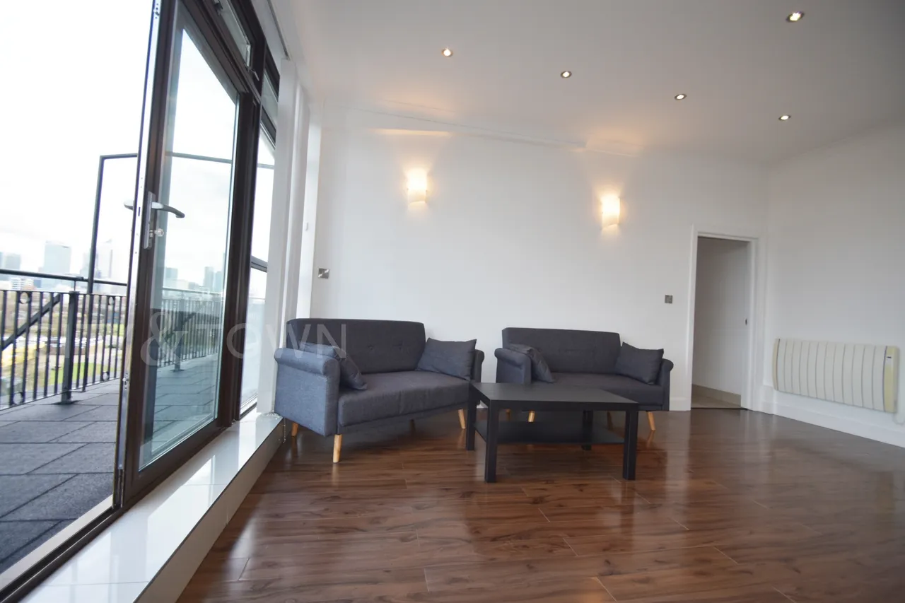 36-40 Copperfield Road, Mile End - Bow, E3, photo 4