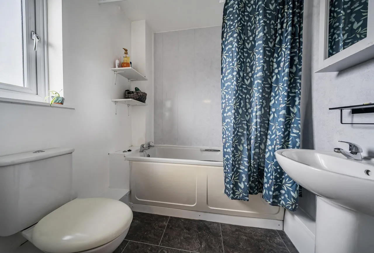 Osprey Drive, Stonehouse, GL10 2EJ, photo 13