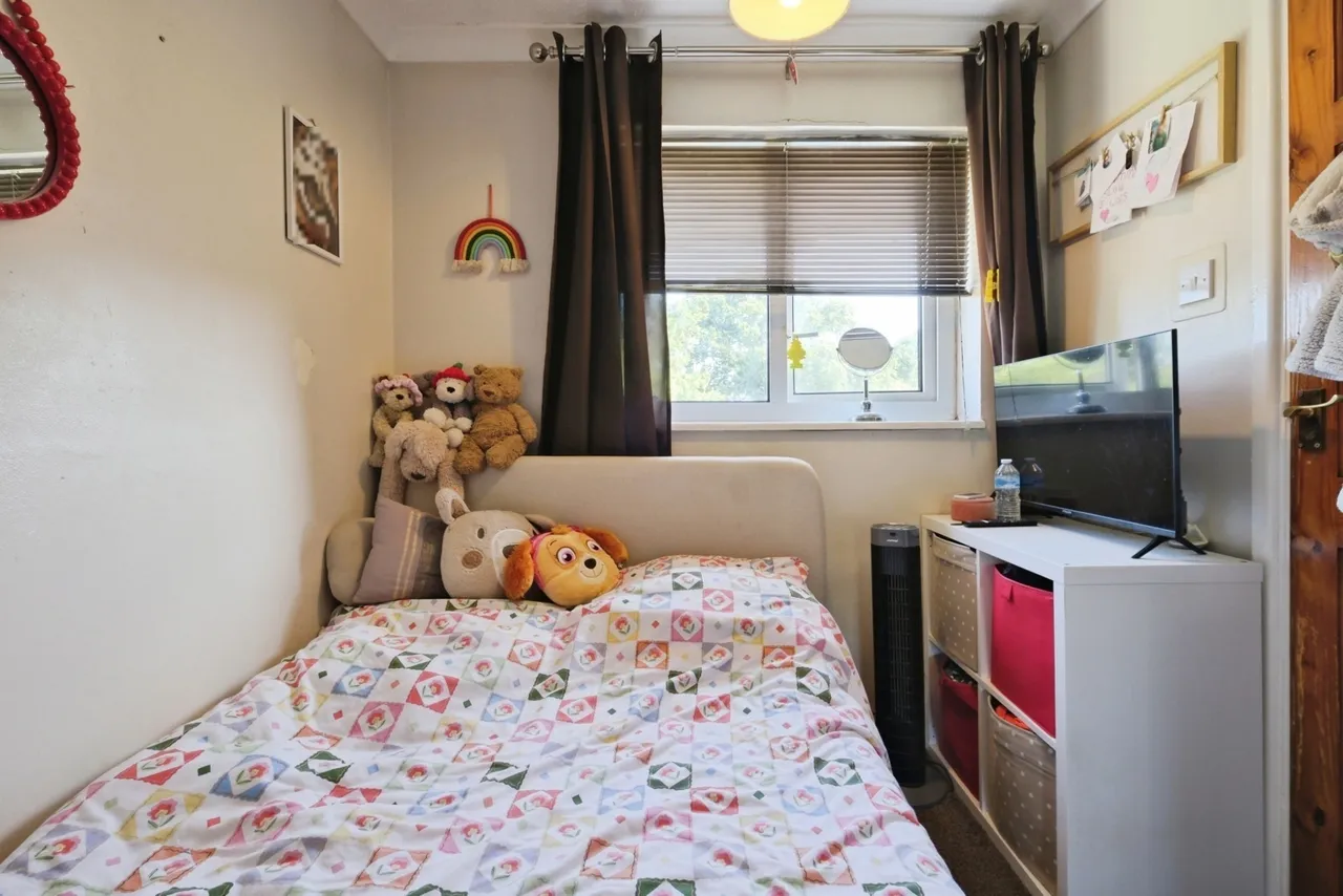 Stonymoor Close, Holbury, SO45, photo 5
