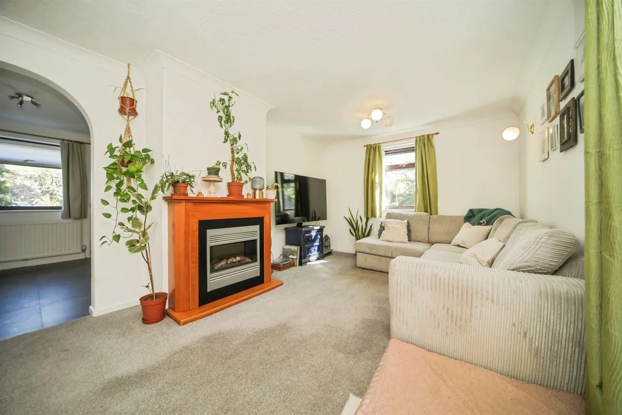 St. Andrews Drive, Fornham St. Martin, Bury St. Edmunds, photo 5