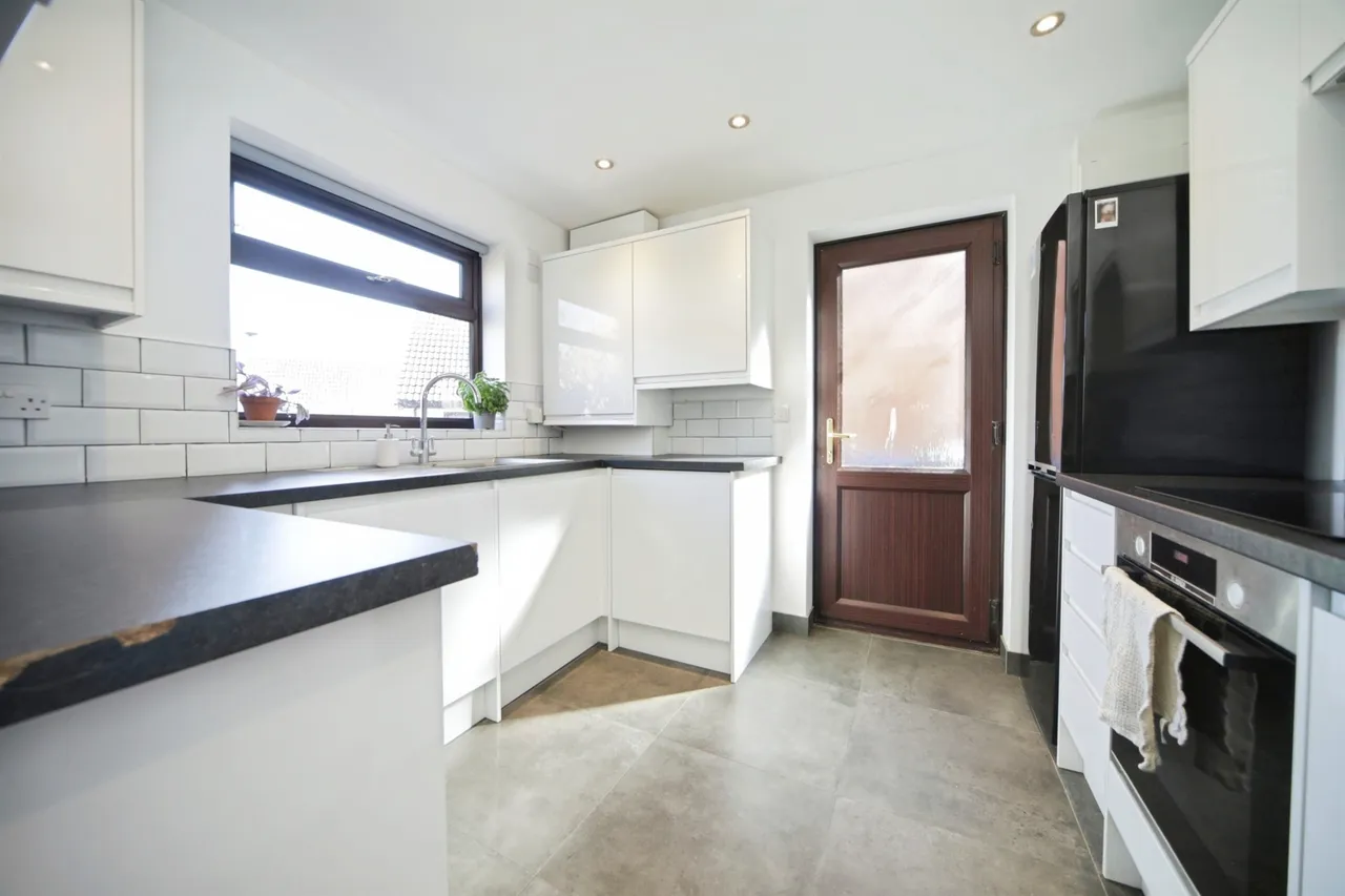 St. Andrews Drive, Fornham St. Martin, Bury St. Edmunds, photo 6